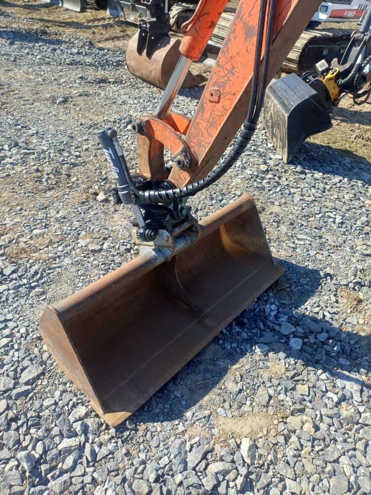 Pel-Job EB25.4/Volvo ec25 kumitelakaivinkone - Image 9